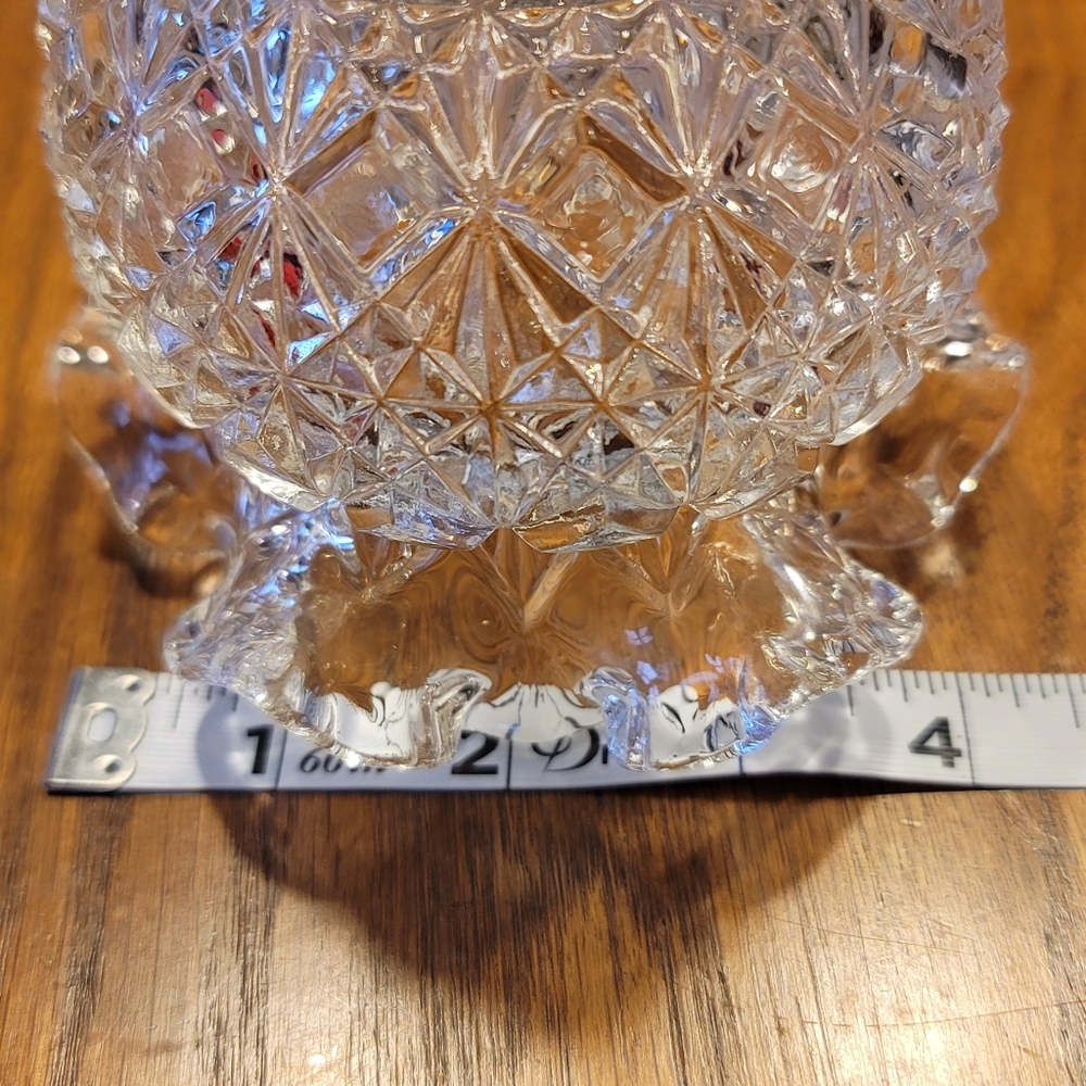 Fenton Ruffle Vase - Picture 5 of 12